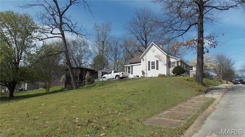 Tiny photo for 1029 Nooney Street, Poplar Bluff, MO 63901 (MLS # 26018895)