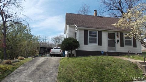 Tiny photo for 1029 Nooney Street, Poplar Bluff, MO 63901 (MLS # 26018895)