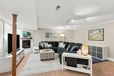 Tiny photo for 9132 Clydesdale Drive, St Louis, MO 63126 (MLS # 26059773)