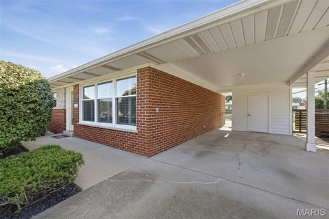 Tiny photo for 9132 Clydesdale Drive, St Louis, MO 63126 (MLS # 26059773)
