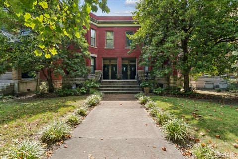 Photo of 4324 W Pine Boulevard #A, St Louis, MO 63108 (MLS # 26058544)