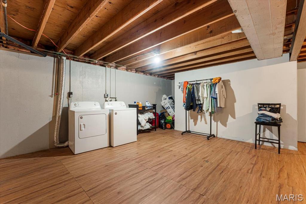 St Ann, Missouri 63074, United States, ,Residential,Pending,158371