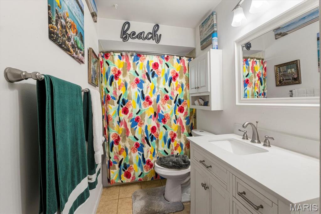 St Ann, Missouri 63074, United States, ,Residential,Pending,158371