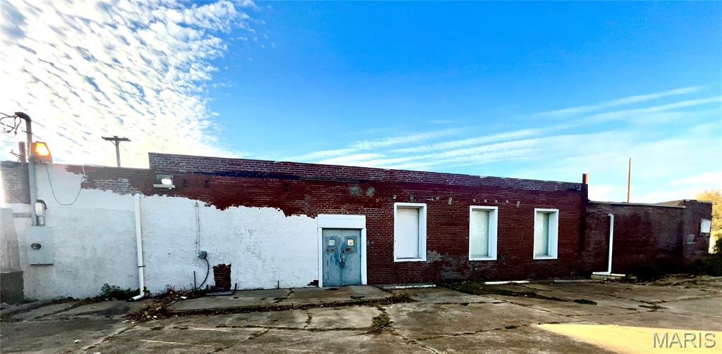 City St. Louis - Commercial Sale