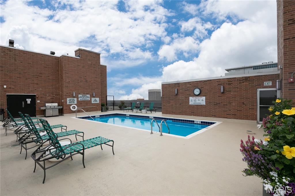 Park Tower Condo - Residential