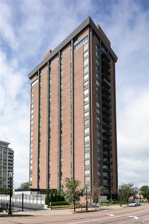 Park Tower Condo - Residential