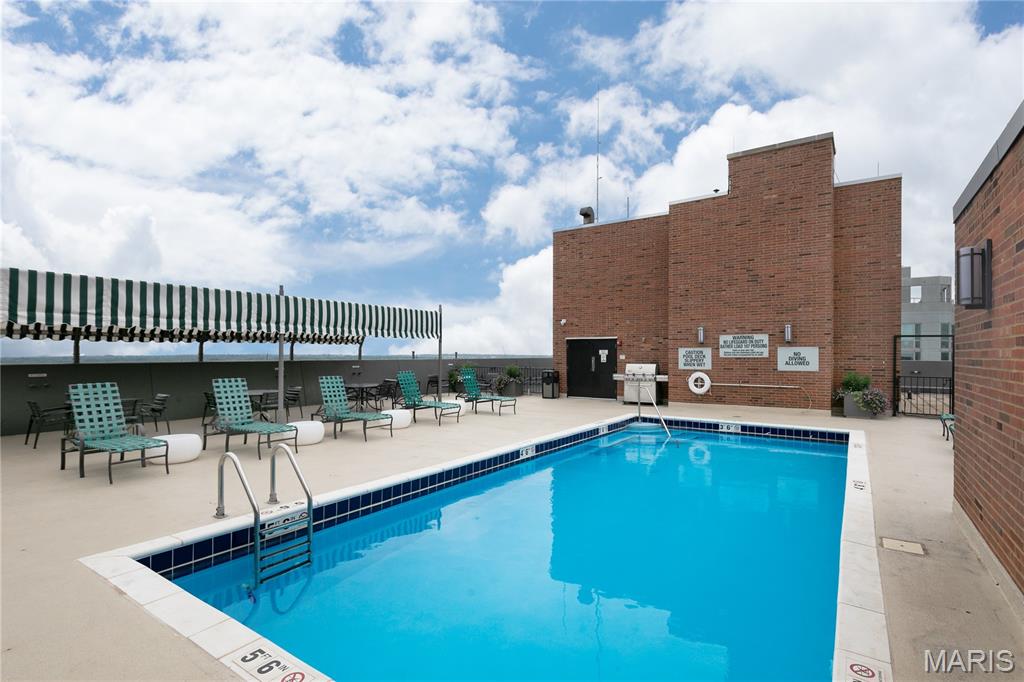 Park Tower Condo - Residential