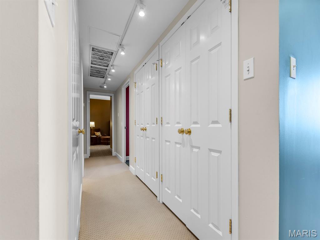 Park Tower Condo - Residential