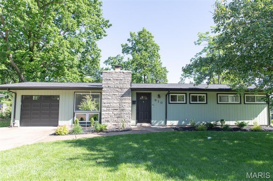 Completely Renovated Mid-Century Modern Home in Ultra-Desirable Crestwood!
Step into this stunning, fully updated mid-century modern home in one of Crestwood’s most sought-after neighborhoods. The open, spacious living room features vaulted ceilings, recessed lighting, and an ornate black fireplace—a true statement piece that anchors the space with style.
The modern kitchen is a showstopper, boasting custom cabinetry, stainless steel appliances, and quartz countertops with a waterfall edge. Every detail has been carefully curated for a sleek, designer look.
This home offers three generous bedrooms and an updated bathroom highlighted by striking 3D hexagon tile shower walls. Though it’s built on a slab (no basement), there’s ample storage throughout.
Enjoy the convenience of an oversized one-car garage and a spacious sunroom overlooking the backyard—perfect for relaxing or entertaining. Major updates include a new roof and gutters, new HVAC system, new water heater, and all new windows.
There’s truly nothing left to do but move in and enjoy your beautifully renovated Crestwood retreat!
Additional Room: Sunroom
