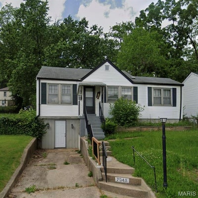 7046 MANETTE DR, JENNINGS, MO 63136 - Image 70263899aba2fdca8cede3aec0e08cf2/2333608968