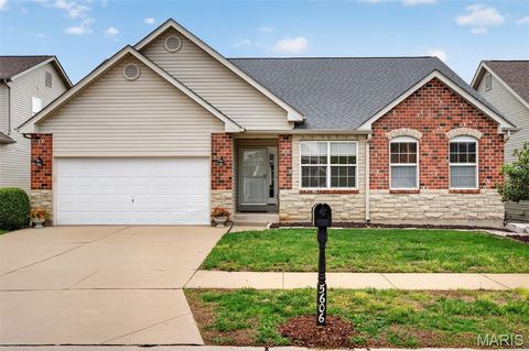 Photo of 5606 Paris Court, St Louis, MO 63129 (MLS # 26019204)