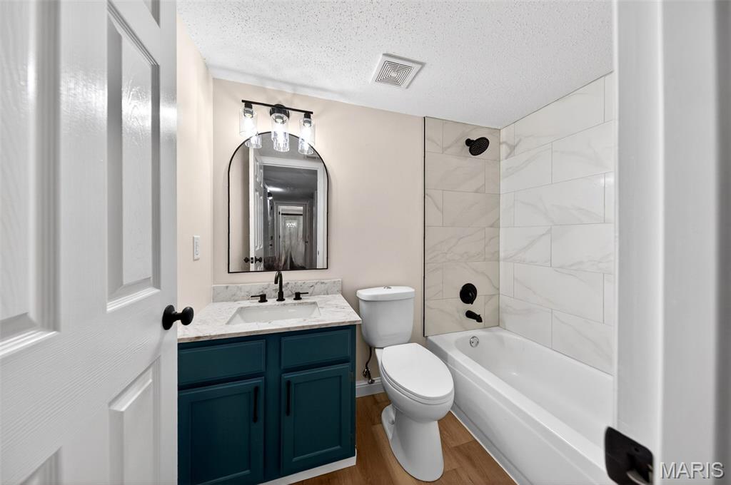 Berview Condo 10 - Residential