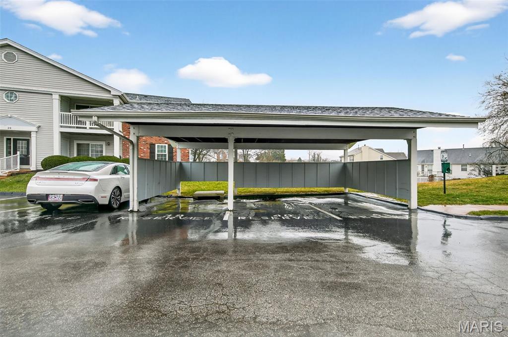 Berview Condo 10 - Residential