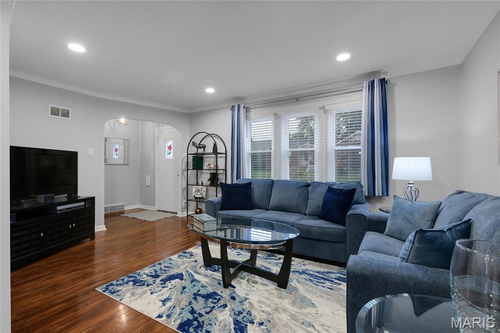 4153 Loughborough Avenue