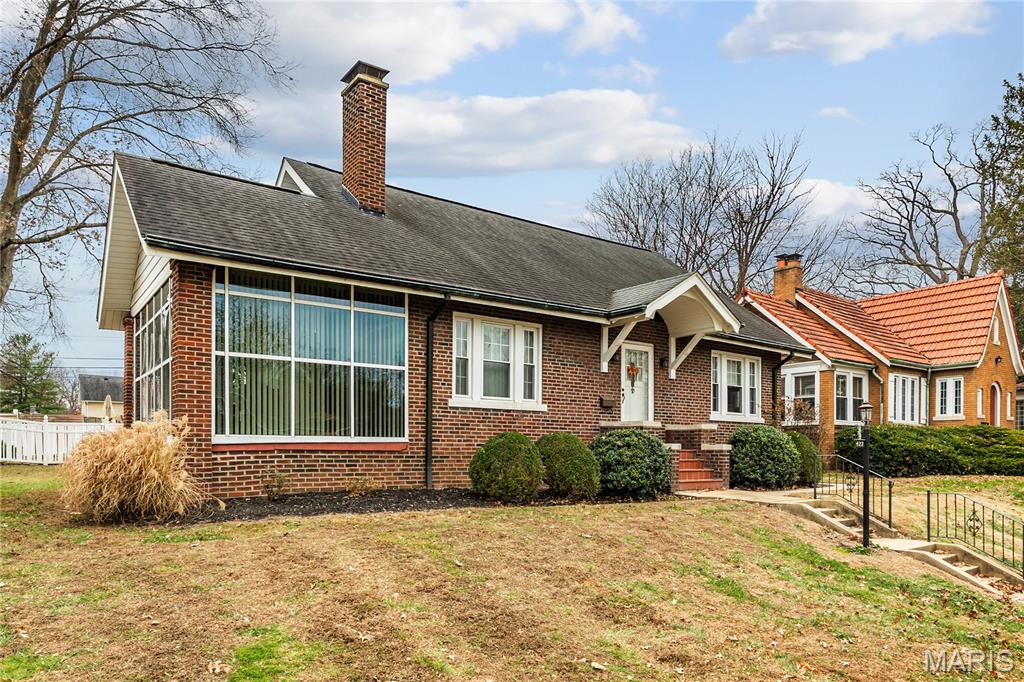 427 S Douglas Avenue