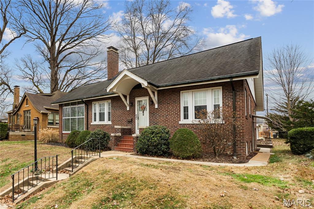 427 S Douglas Avenue