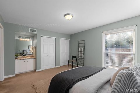 Tiny photo for 1178 Rue La Chelle Walk #1178, Creve Coeur, MO 63141 (MLS # 25075164)