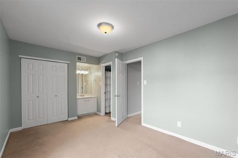 Tiny photo for 1178 Rue La Chelle Walk #1178, Creve Coeur, MO 63141 (MLS # 25075164)