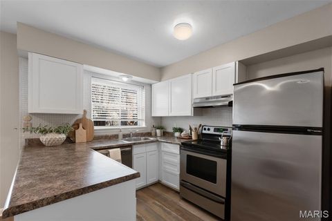 Tiny photo for 1178 Rue La Chelle Walk #1178, Creve Coeur, MO 63141 (MLS # 25075164)