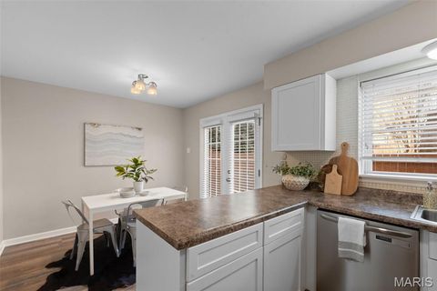 Tiny photo for 1178 Rue La Chelle Walk #1178, Creve Coeur, MO 63141 (MLS # 25075164)