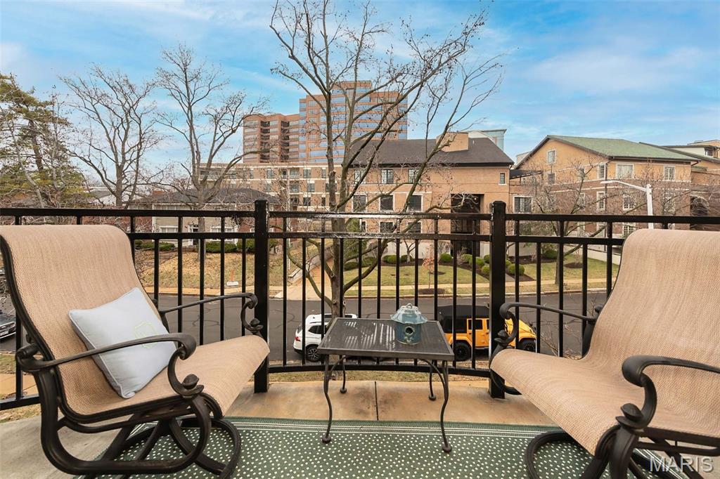 Brighton Way Condo - Residential