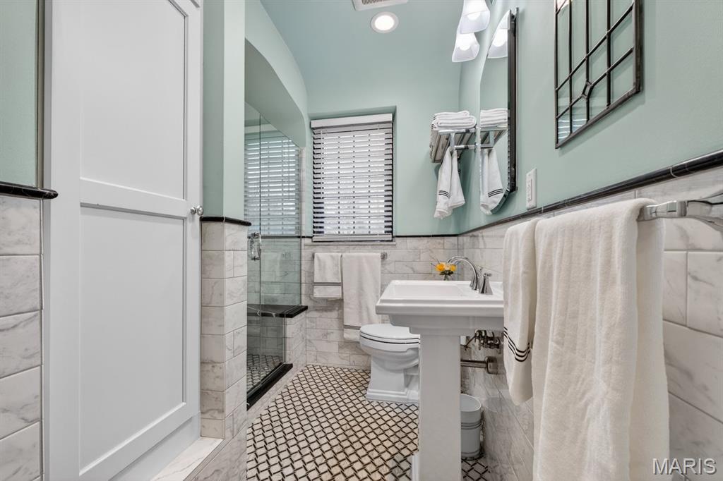 University Terrace - Residential