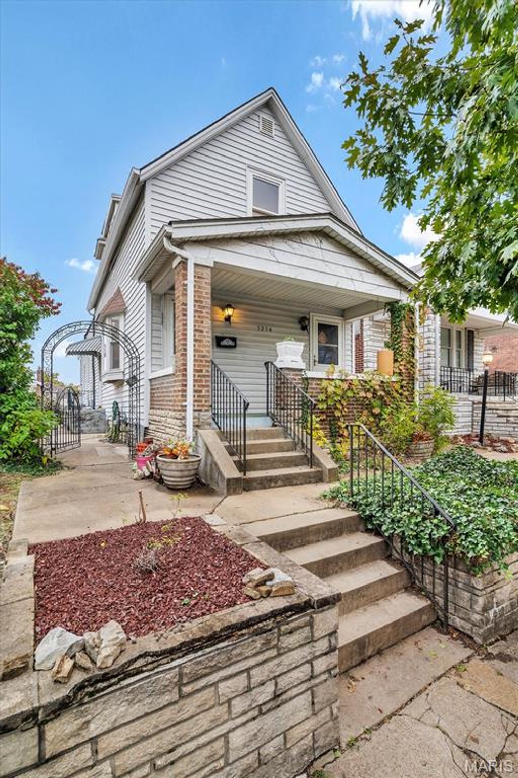 Photo of 5234 Wilson Avenue, St Louis, MO 63110 (MLS # 25072490)