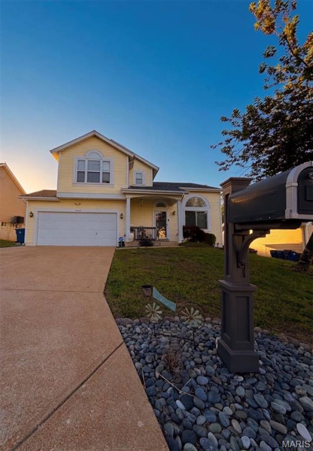 Photo of 3089 Valley Oaks Drive, Imperial, MO 63052 (MLS # 26028709)