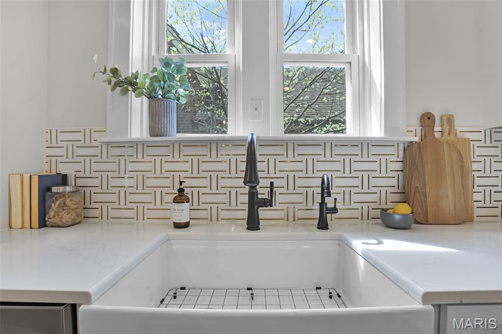 Hauers Ivanhoe Park Add - Residential