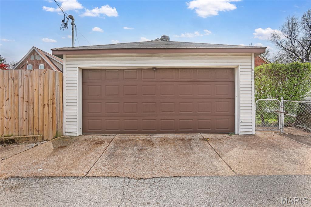 Hauers Ivanhoe Park Add - Residential