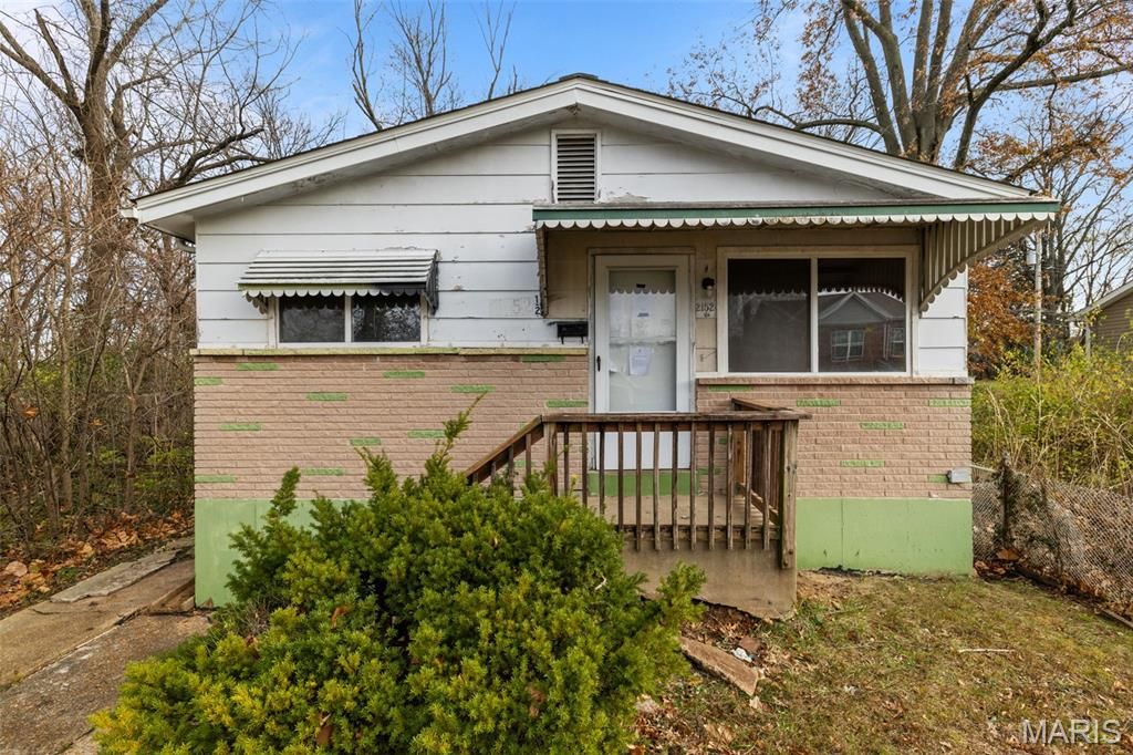 Photo of 2152 Erick Avenue, St Louis, MO 63121 (MLS # 26028345)