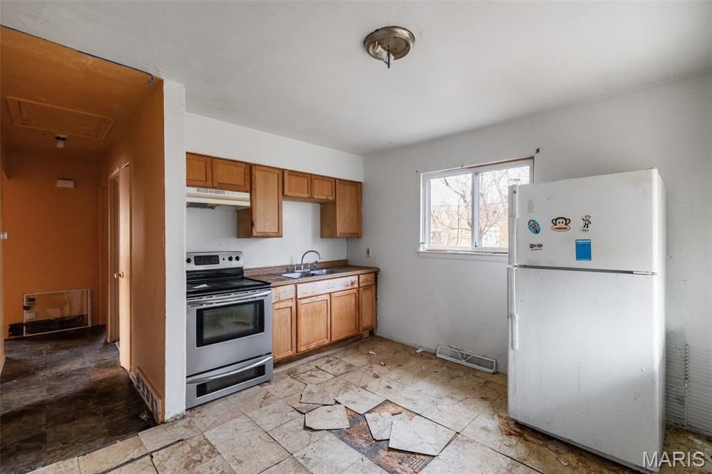 Photo of 2152 Erick Avenue, St Louis, MO 63121 (MLS # 26028345)
