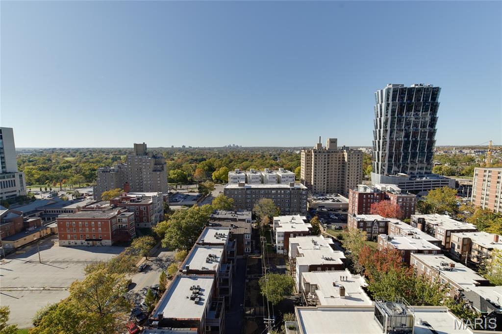 Park East Tower - Residential