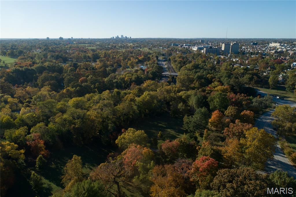 Park East Tower - Residential