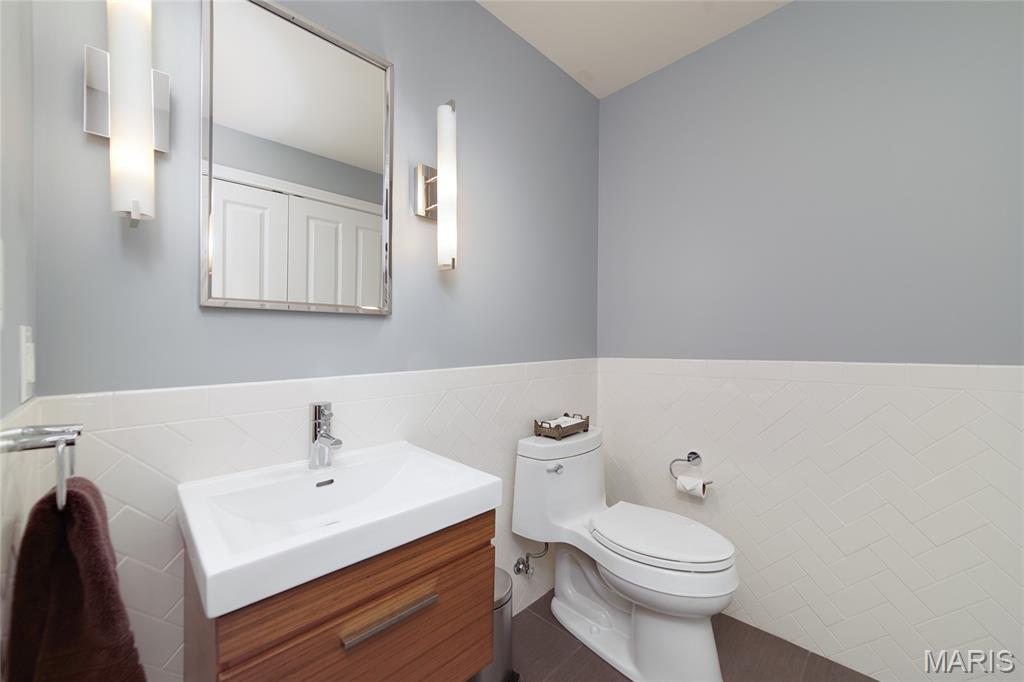 Park East Tower - Residential