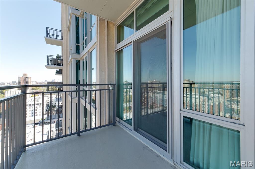 Park East Tower - Residential