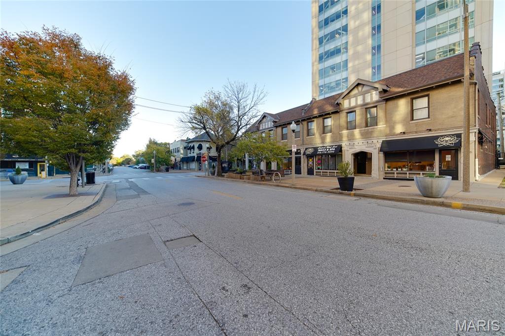 Park East Tower - Residential