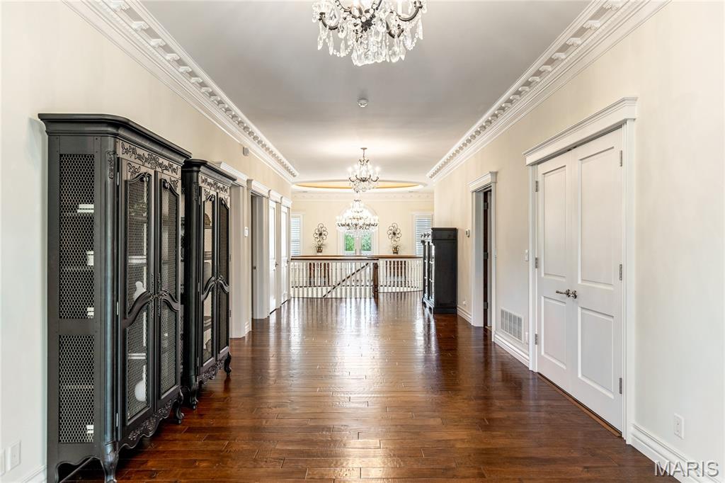 Fox Run Manors - Residential