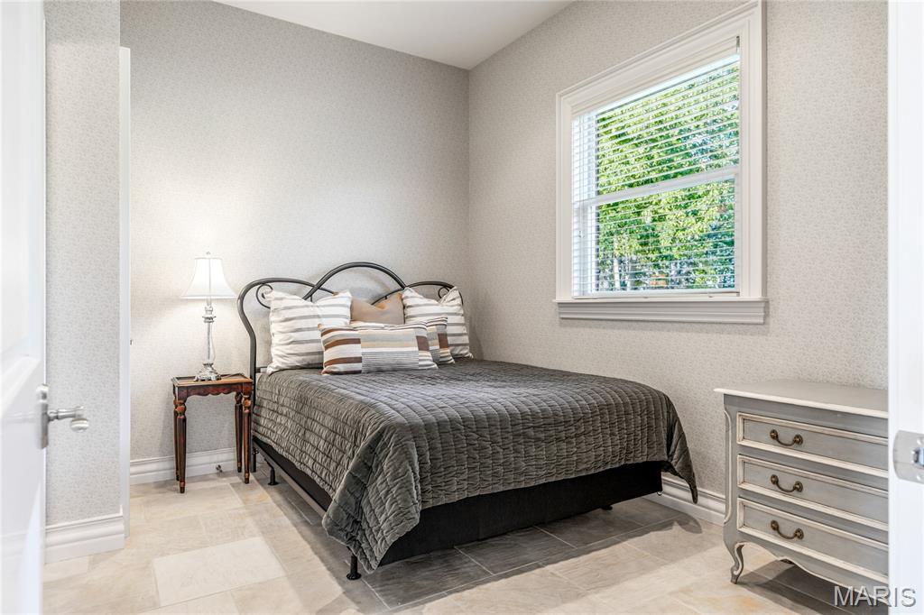 Fox Run Manors - Residential