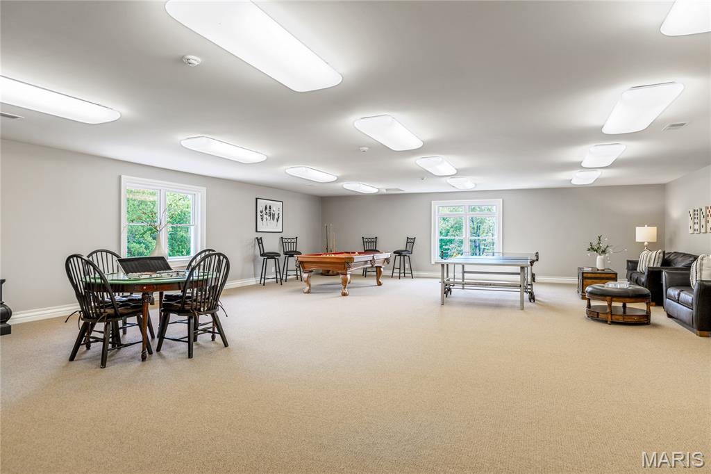 Fox Run Manors - Residential