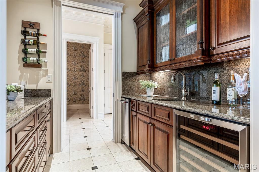 Fox Run Manors - Residential