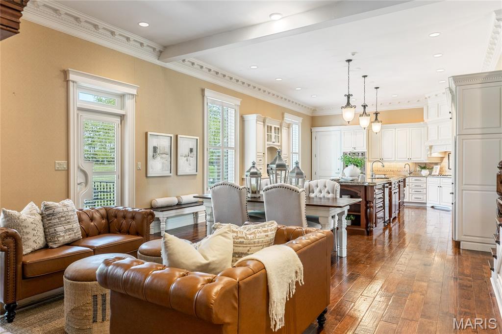 Fox Run Manors - Residential