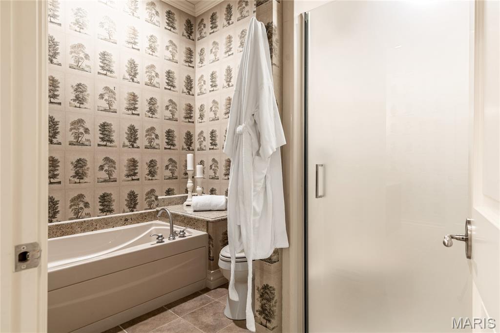 Fox Run Manors - Residential