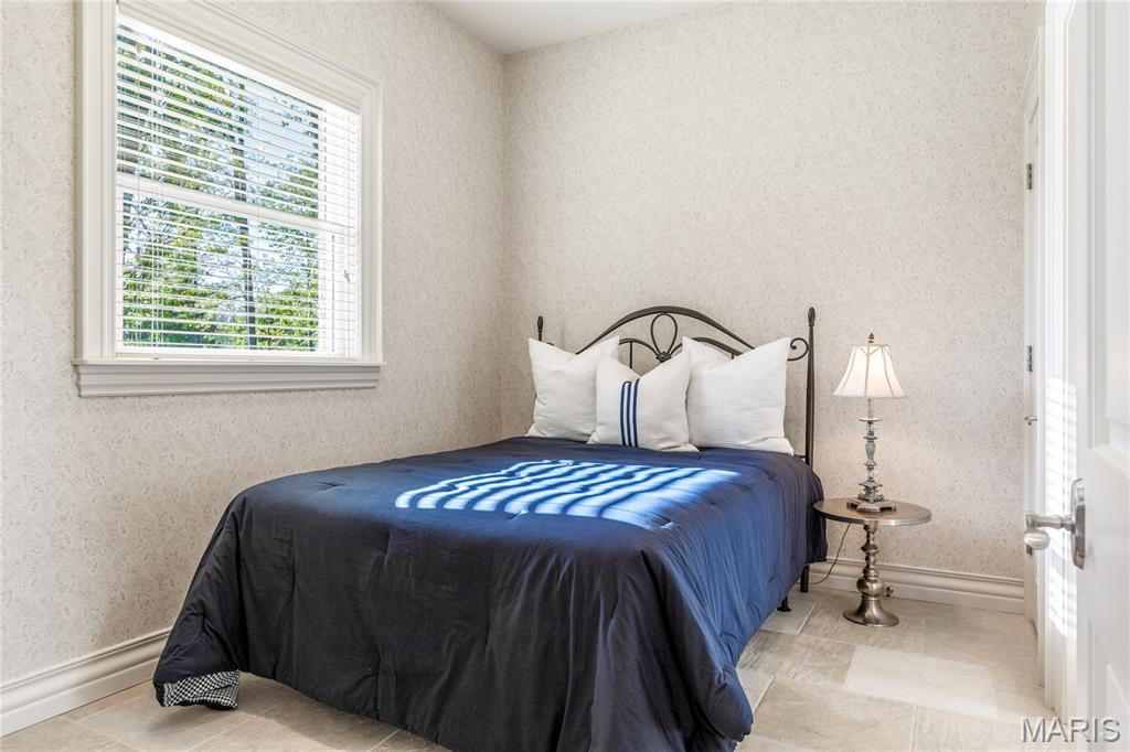 Fox Run Manors - Residential
