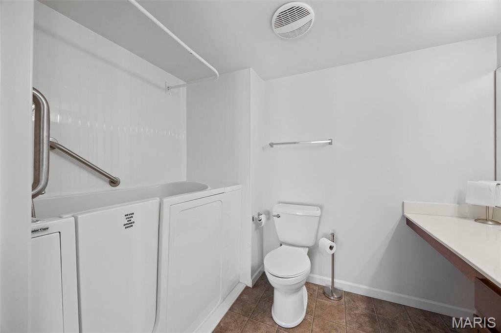 Bella Vista Condo #10 - Residential