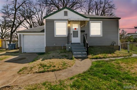 Tiny photo for 7439 Embury Court, Country Club Hills, MO 63136 (MLS # 26018931)
