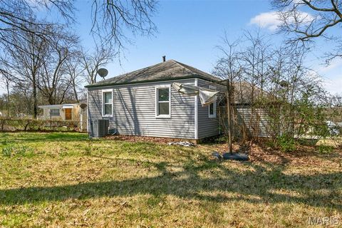 Tiny photo for 7439 Embury Court, Country Club Hills, MO 63136 (MLS # 26018931)