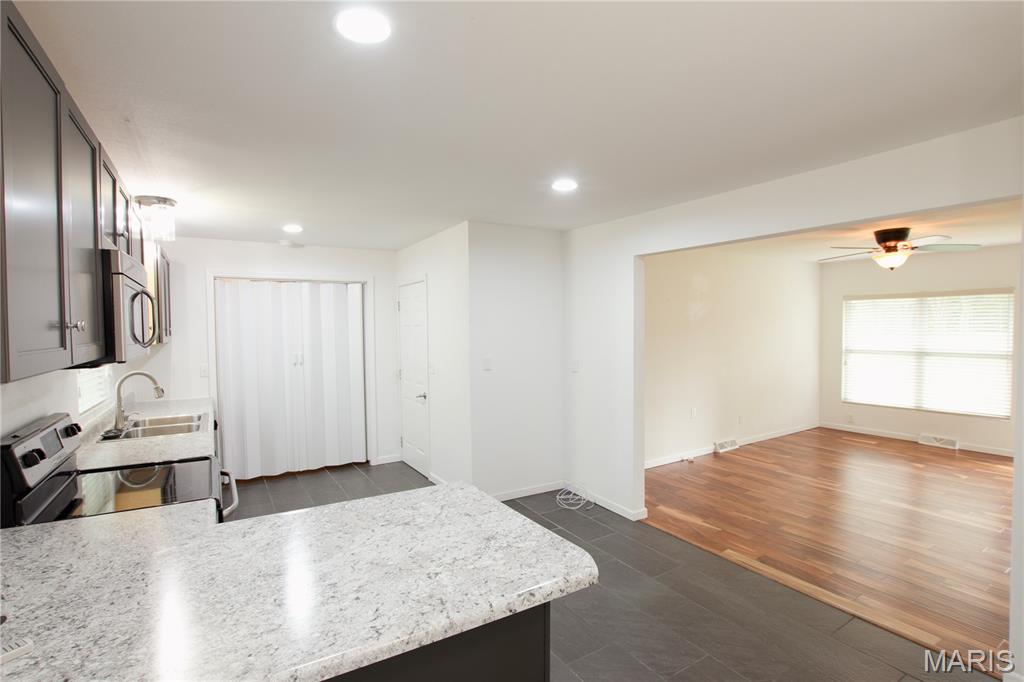 Tracts - Residential