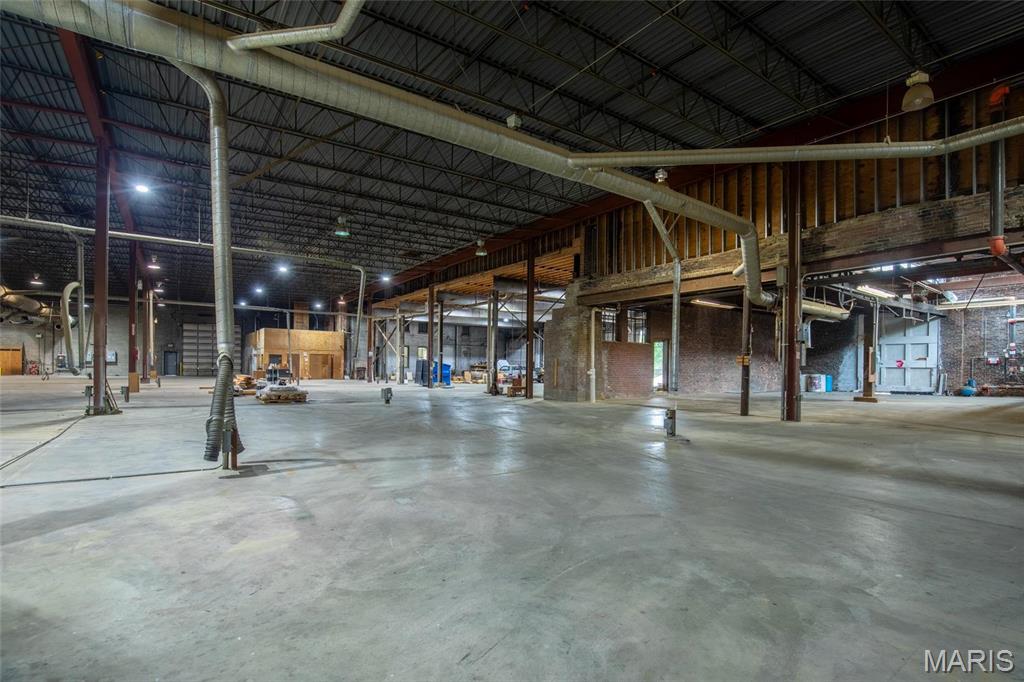 Carrs Add - Commercial Sale