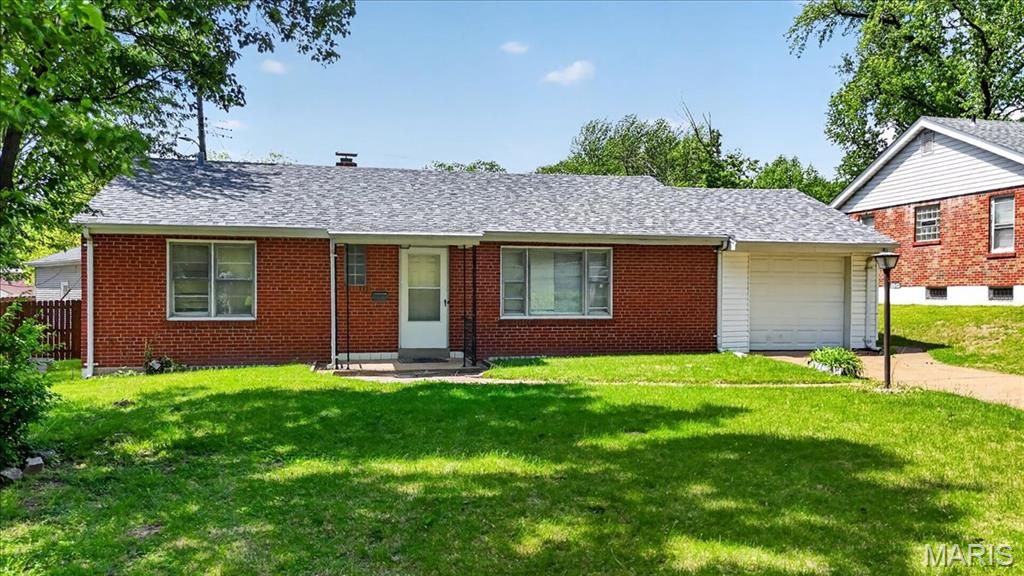 Photo of 5545 Norway Drive, Normandy, MO 63121 (MLS # 26024512)